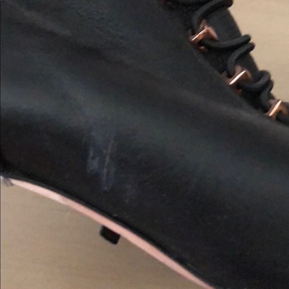 Bcbgmaxazria black leather rose gold boots 8.5 - Picture 6 of 7